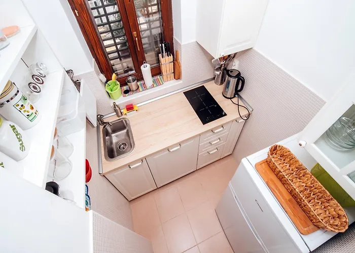 Casa vacanze Apartment In Posedarje By The Beach *