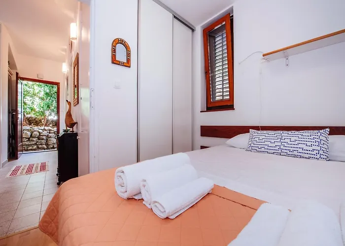 بيت للعطل Apartment In Posedarje By The Beach بوسيدارجي
