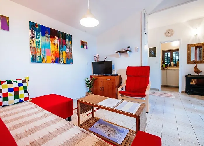 Apartment In Posedarje By The Beach * بوسيدارجي